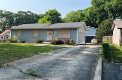 Pre-foreclosure in  SOUTHERN TER Island Lake, IL 60042