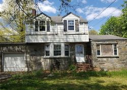 Pre-foreclosure Listing in STEVENS AVE CEDAR GROVE, NJ 07009