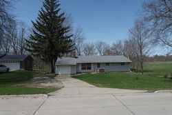 Pre-foreclosure in  S 11TH ST Oskaloosa, IA 52577