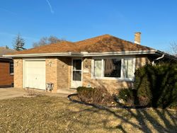 Pre-foreclosure in  NICHOLSON ST Joliet, IL 60435