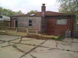 Pre-foreclosure in  PALOMINO DR Warren, MI 48093