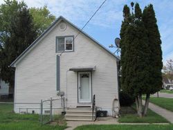 Pre-foreclosure in  S SHERMAN ST Bay City, MI 48708