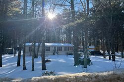 Pre-foreclosure Listing in LUCAS POND RD NORTHWOOD, NH 03261