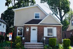 Pre-foreclosure in  201ST ST Saint Albans, NY 11412