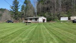 Pre-foreclosure Listing in BEAVER CREEK RD SPRUCE PINE, NC 28777