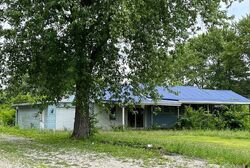 Pre-foreclosure in  JACKSONBURG RD Middletown, OH 45042
