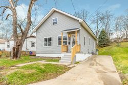  E London Ave, Peoria IL