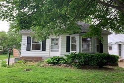  E Seneca Pl, Peoria IL