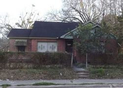 Pre-foreclosure in  JEFFERSON AVE Baton Rouge, LA 70802