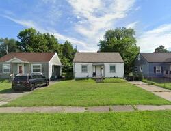 Pre-foreclosure in  BERNHEIM LN Louisville, KY 40210