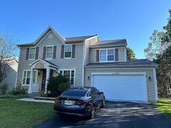 Pre-foreclosure in  CHARISMATIC DR Oswego, IL 60543