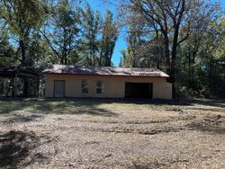 Pre-foreclosure in  PINEVIEW CIR Ponce De Leon, FL 32455