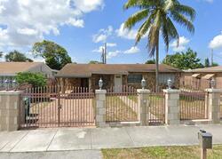 Pre-foreclosure in  NW 4TH ST Fort Lauderdale, FL 33311