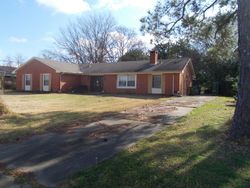 Pre-foreclosure in  KINGSBURY DR Montgomery, AL 36106