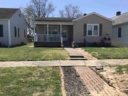 Pre-foreclosure in  E INDIANA ST Evansville, IN 47711