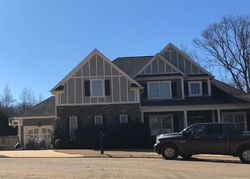 Pre-foreclosure in  HARTLY PL Ooltewah, TN 37363