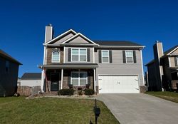 Pre-foreclosure in  LUCKY LEAF LN Knoxville, TN 37924
