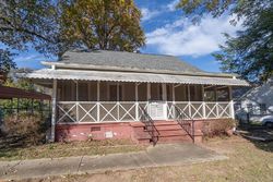 Pre-foreclosure in  WALLACE ST Greenville, SC 29605