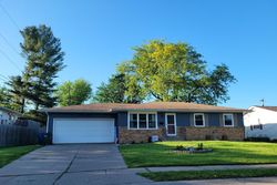 Pre-foreclosure in  W 36TH ST Davenport, IA 52806