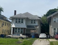 Pre-foreclosure in  COLLINGWOOD BLVD Toledo, OH 43610