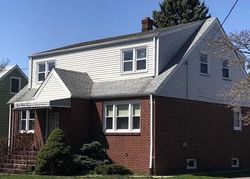 Pre-foreclosure Listing in CAPITOL ST SADDLE BROOK, NJ 07663