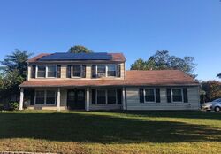 Pre-foreclosure in  TWIN TER Holmdel, NJ 07733