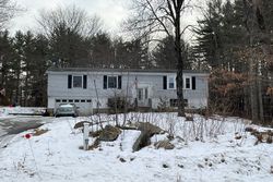 Pre-foreclosure Listing in WARNER HILL RD DERRY, NH 03038