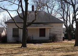 Pre-foreclosure Listing in 1ST ST MILFORD, NE 68405