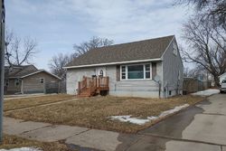 Pre-foreclosure Listing in 3RD AVE NE AUSTIN, MN 55912