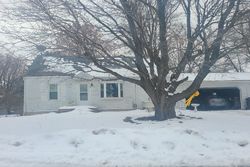 Pre-foreclosure in  5TH ST SW Young America, MN 55397