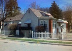 Pre-foreclosure in  EVERGREEN AVE Eastpointe, MI 48021
