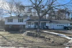 Pre-foreclosure in  68TH AVE Allendale, MI 49401