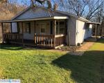 Pre-foreclosure Listing in RIFFLE RD NEW WATERFORD, OH 44445