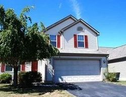 Pre-foreclosure in  UPLAND MEADOW DR Canal Winchester, OH 43110