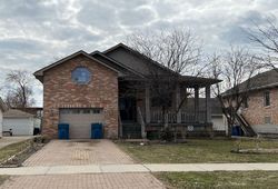 Pre-foreclosure in  81ST ST Highland, IN 46322