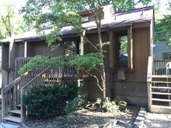 Pre-foreclosure Listing in TRAILS END LEXINGTON, KY 40517