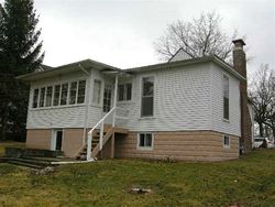 Pre-foreclosure in  E FORT WAYNE ST Warsaw, IN 46580