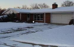 Pre-foreclosure in  NORTHWOOD DR Richmond, IN 47374