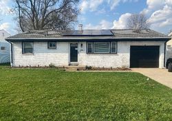 Pre-foreclosure in  EDISON RD South Bend, IN 46615
