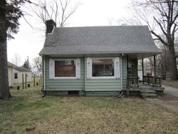 Pre-foreclosure in  WEBER ST South Bend, IN 46637