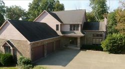 Pre-foreclosure in  S HARBOUR POINTE DR Bloomington, IN 47401