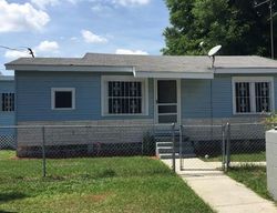 Pre-foreclosure in  S 6TH AVE Bartow, FL 33830