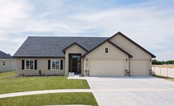Pre-foreclosure in  N POWDER RIVER DR Middleton, ID 83644