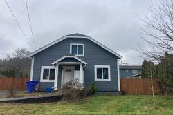 Pre-foreclosure in  N 1ST AVE Kelso, WA 98626