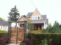 Pre-foreclosure in  NE 96TH ST Seattle, WA 98115