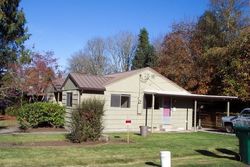 Pre-foreclosure Listing in 3RD PL NW ISSAQUAH, WA 98027