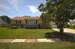 Pre-foreclosure in  STRIBLING LN Norfolk, VA 23518