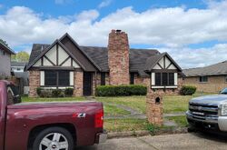 Pre-foreclosure in  AZTEC ST Pasadena, TX 77504
