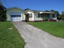 Pre-foreclosure in  W 5TH AVE Lenoir City, TN 37771
