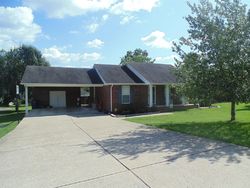 Pre-foreclosure in  DRAKE DR Shelbyville, TN 37160